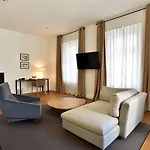 Zenit Palace 4*