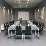Zenit Palace 4* בודפשט