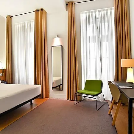 Zenit Palace 4*