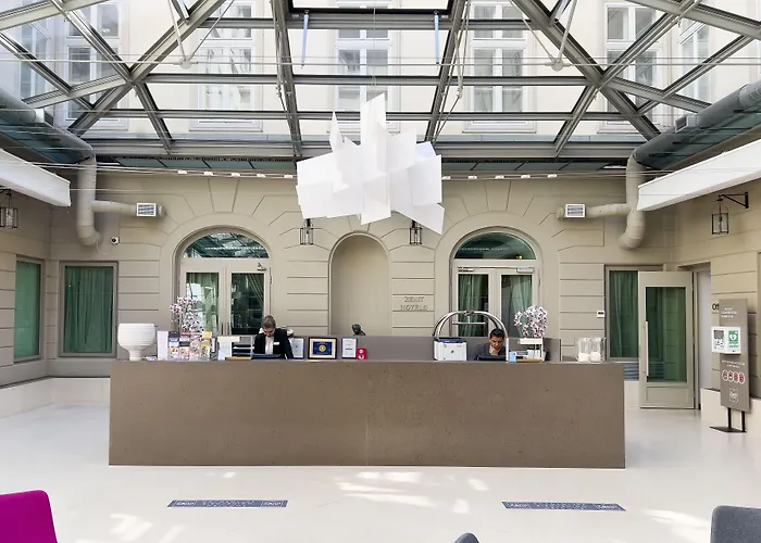 Zenit Palace Hotel 4*