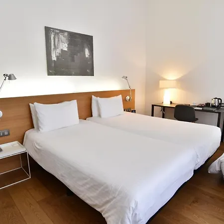 ホテル ゼニット パレス 4*