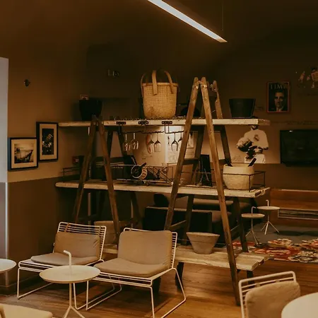 ホテル ゼニット パレス 4*