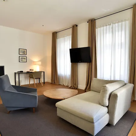 ゼニット パレス 4*